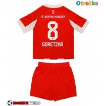 Otroške Nogometnih dresov Bayern Munich Leon Goretzka #8 Domači 2025-26 Kratki rokavi (+ hlače)